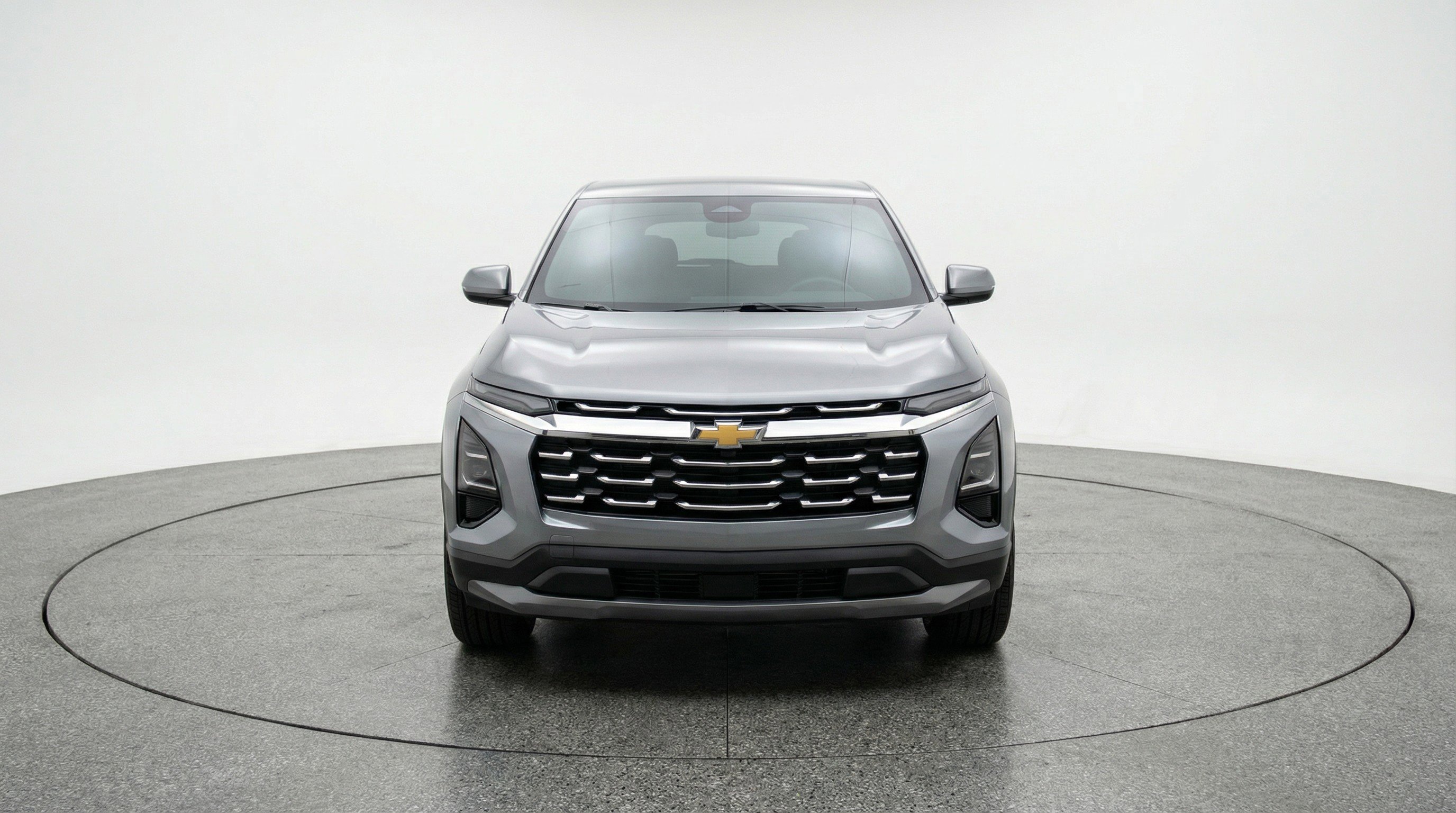Used 2025 Chevrolet Equinox LT FWD image 2