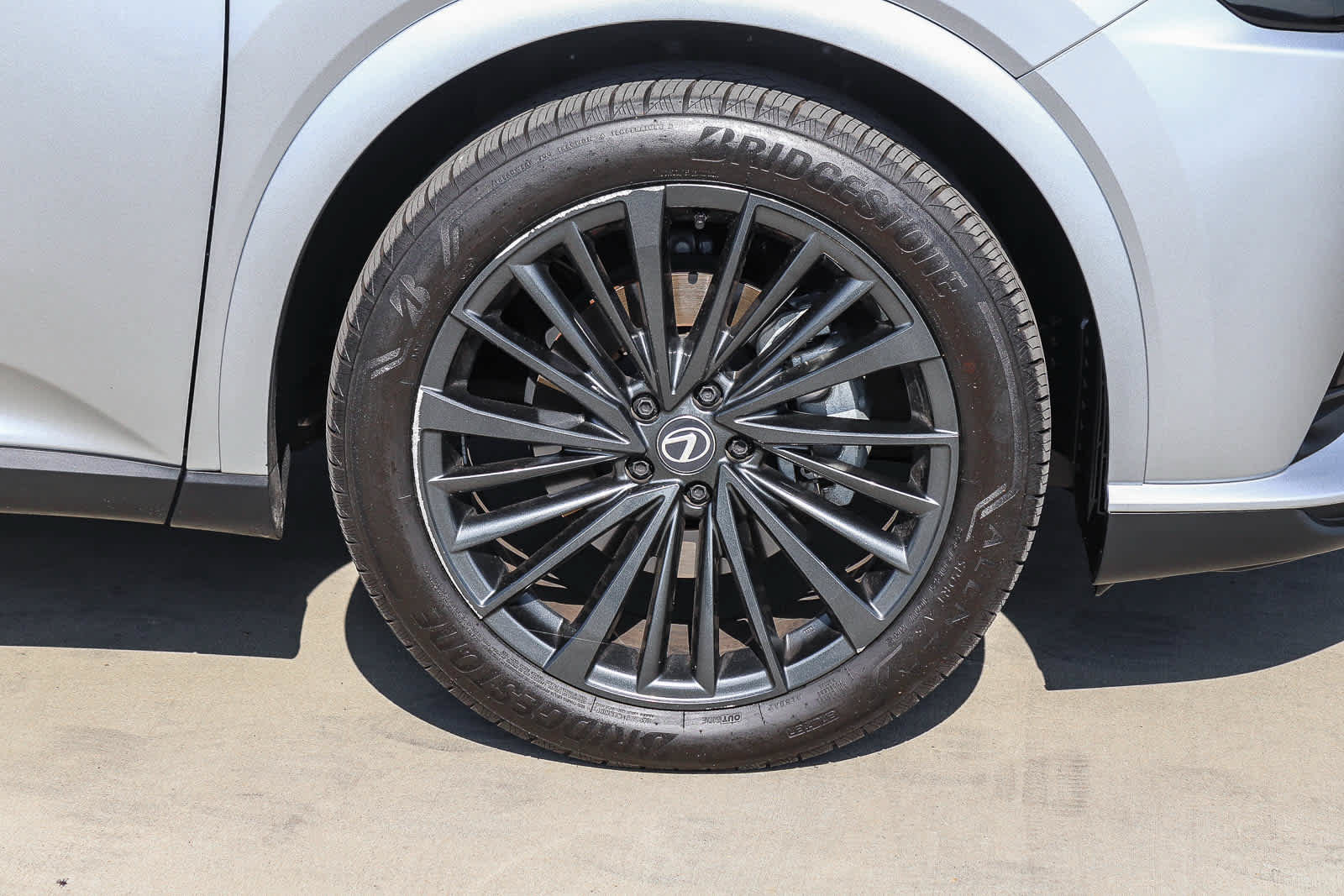 Used 2025 Lexus RX 350 Premium w/ Convenience Package FWD image 9