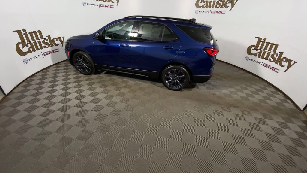 Used 2023 Chevrolet Equinox RS image 5