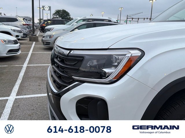 New 2026 Volkswagen Atlas Cross Sport SE AWD/4WD image 12