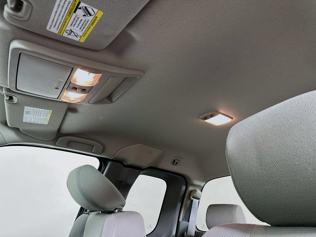 Used 2021 Nissan Frontier S AWD/4WD image 11
