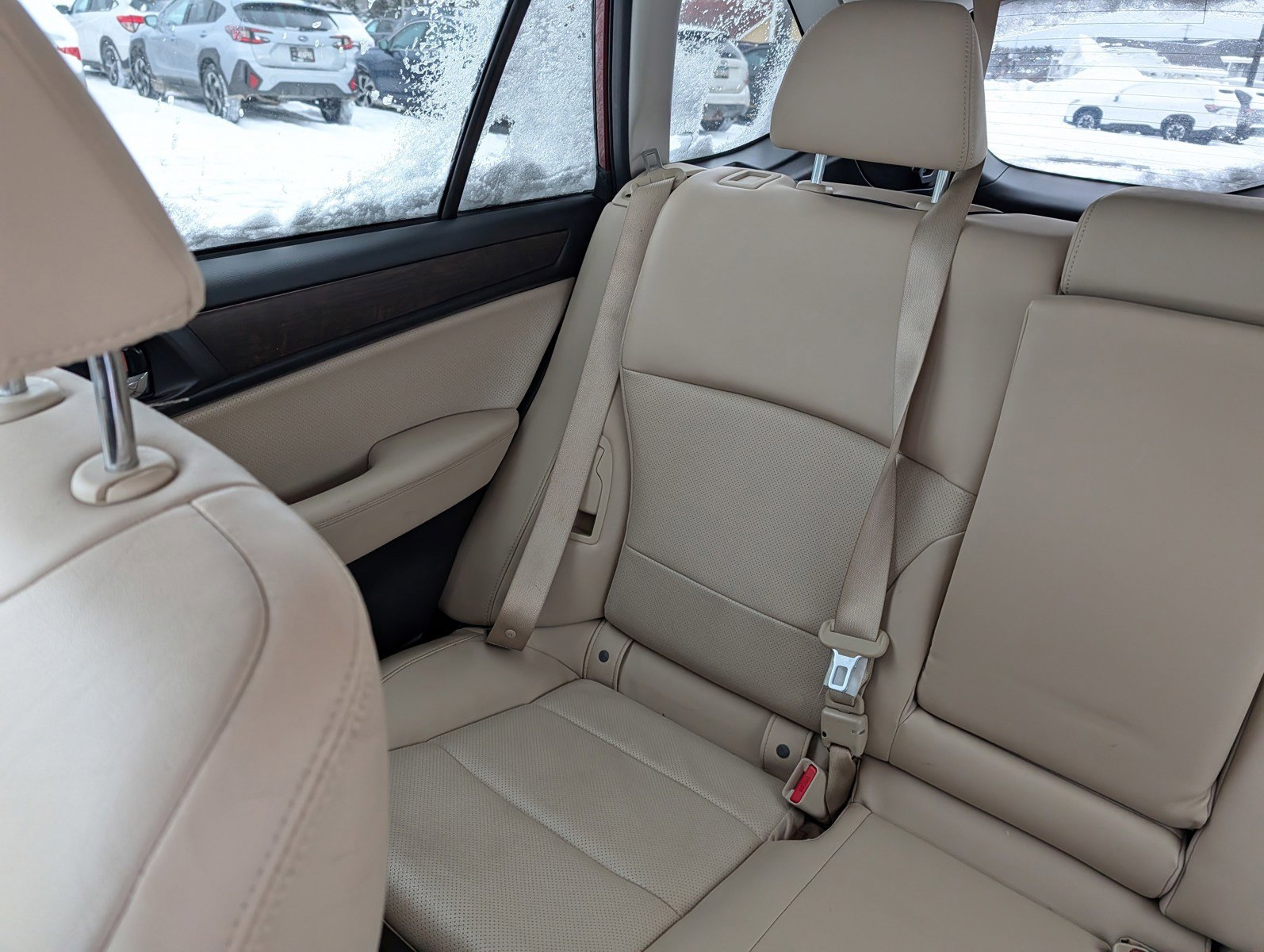 Used 2017 Subaru Outback 2.5i Limited image 12