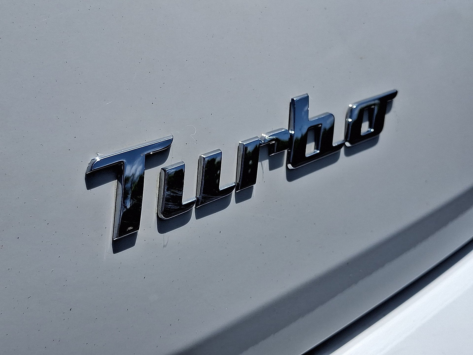 Used 2012 Volkswagen Beetle Turbo FWD image 21