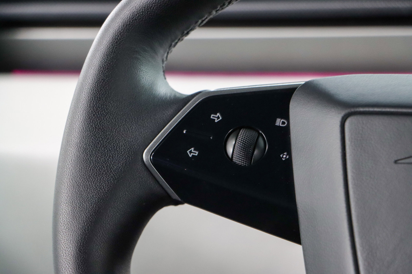 Used 2024 Tesla Cybertruck AWD Crew Cab image 13