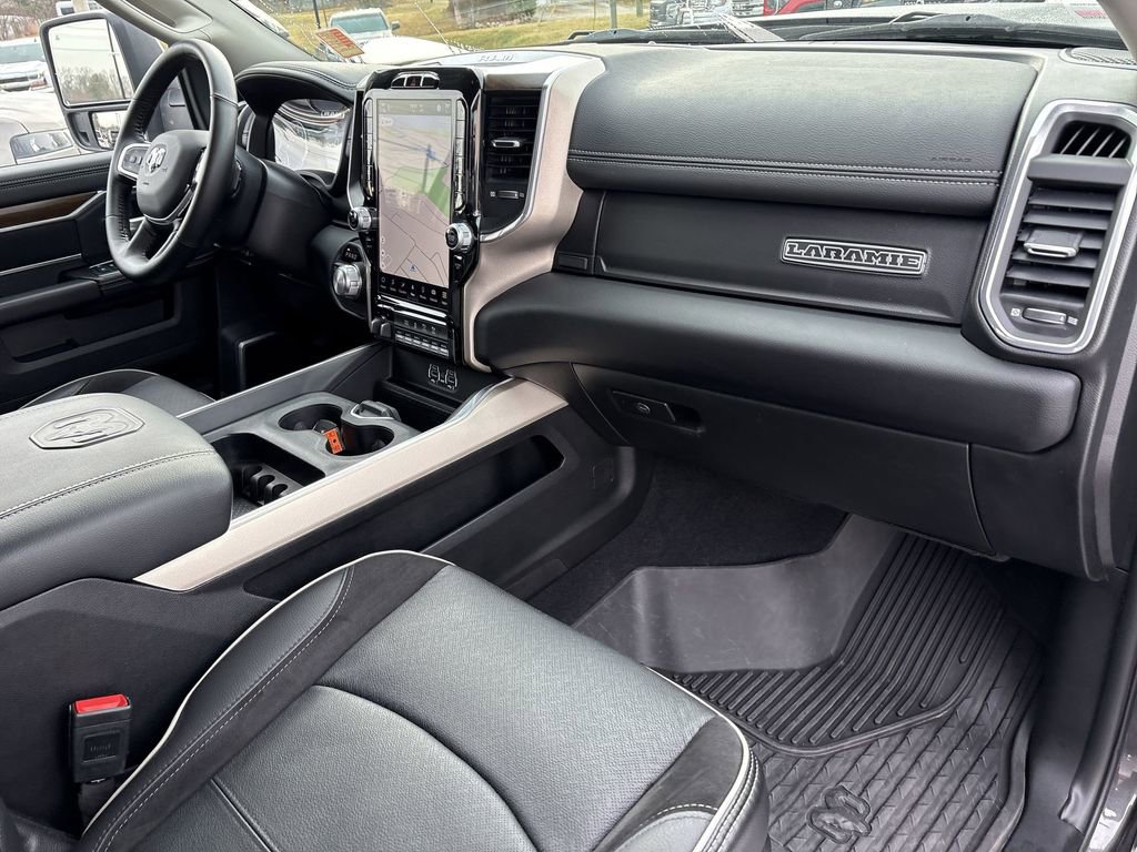 Used 2024 RAM 2500 Laramie w/ Protection Group image 32