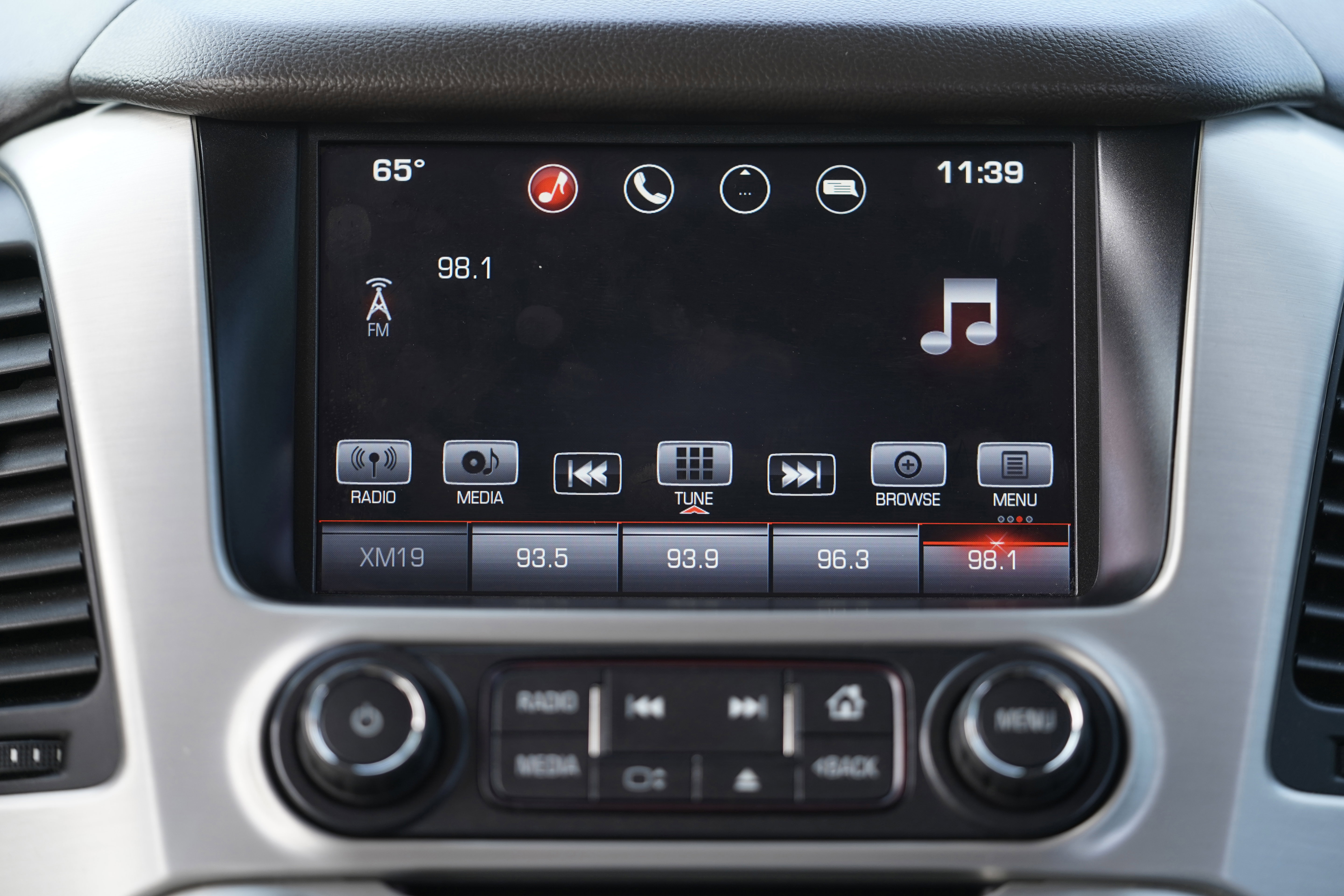 Used 2016 GMC Yukon XL SLT image 30