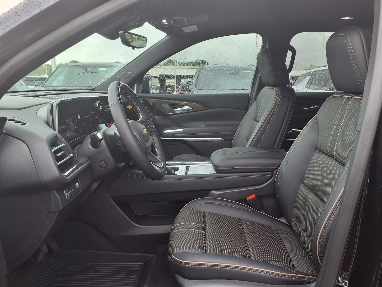 New 2026 Chevrolet Traverse High Country w/ LPO, Floor Liner Package FWD image 13