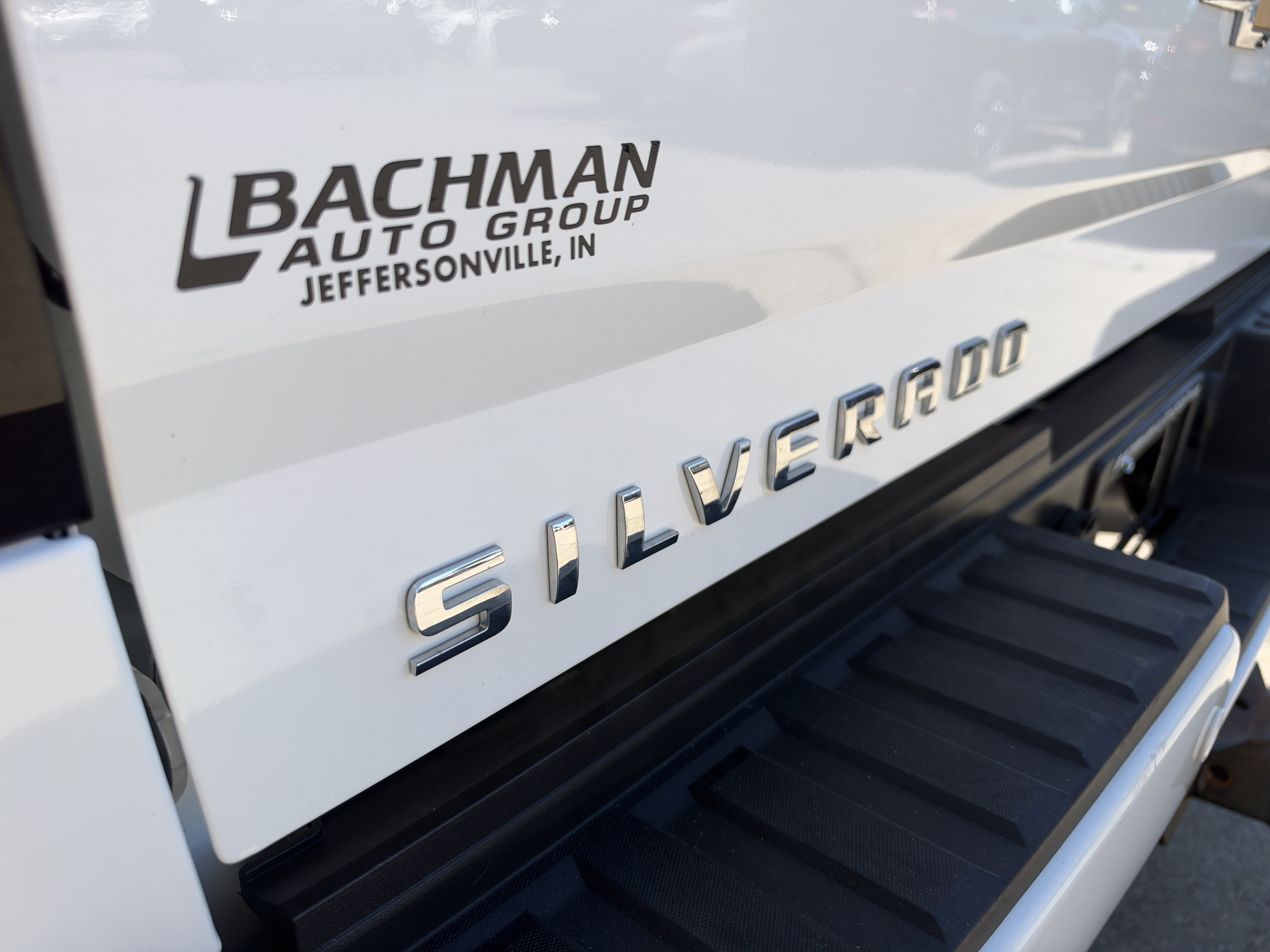 Used 2018 Chevrolet Silverado 3500 LTZ w/ Duramax Plus Package AWD/4WD image 9