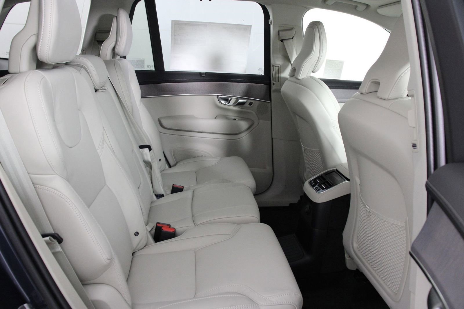 New 2026 Volvo XC90 T8 Ultra image 11