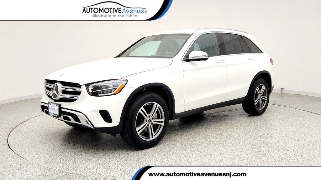 Used 2022 Mercedes-Benz GLC 300 4MATIC w/ Multimedia Package Lite