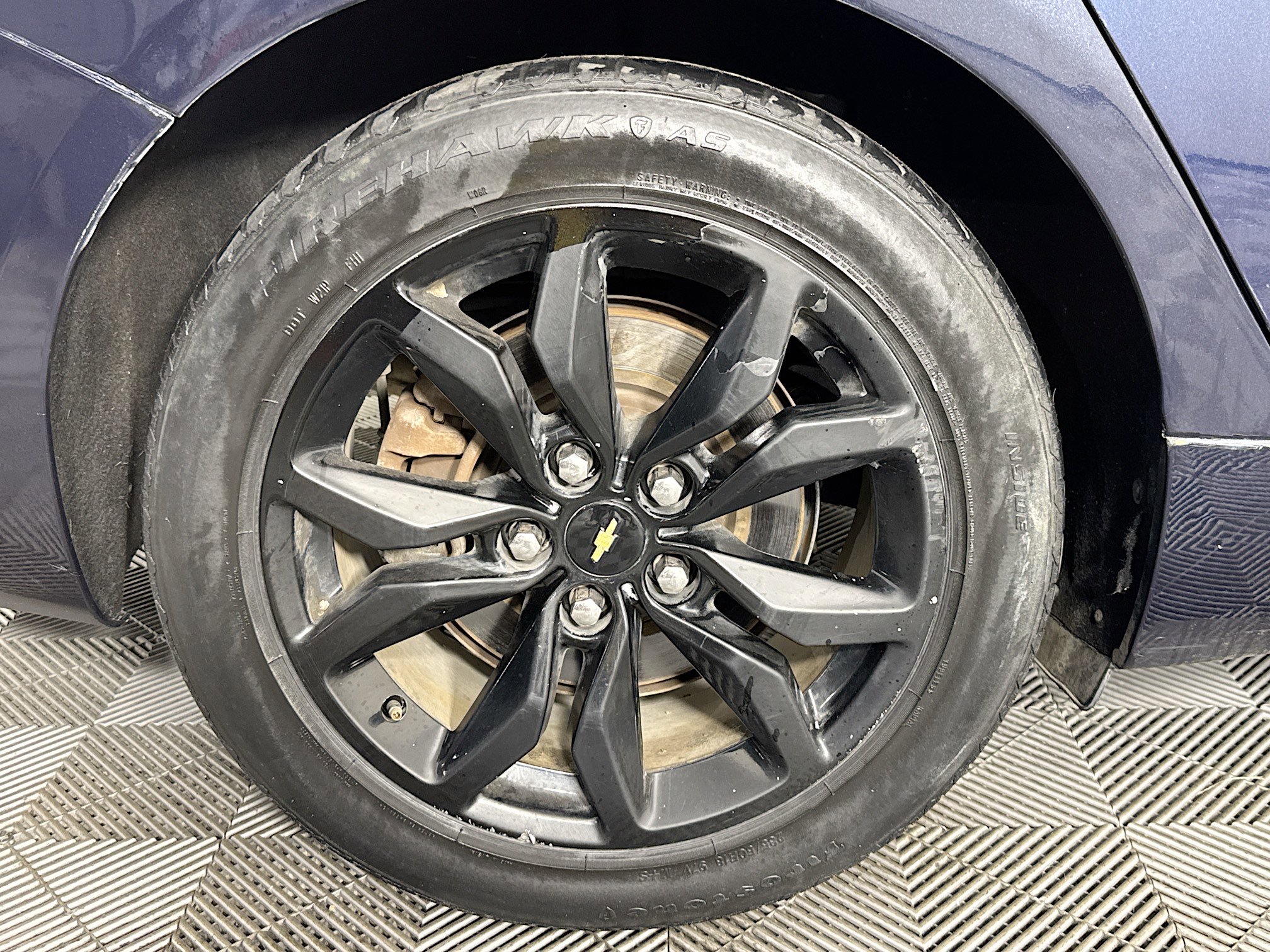 Used 2018 Chevrolet Impala LT w/ Sunroof and Spoiler Package image 32