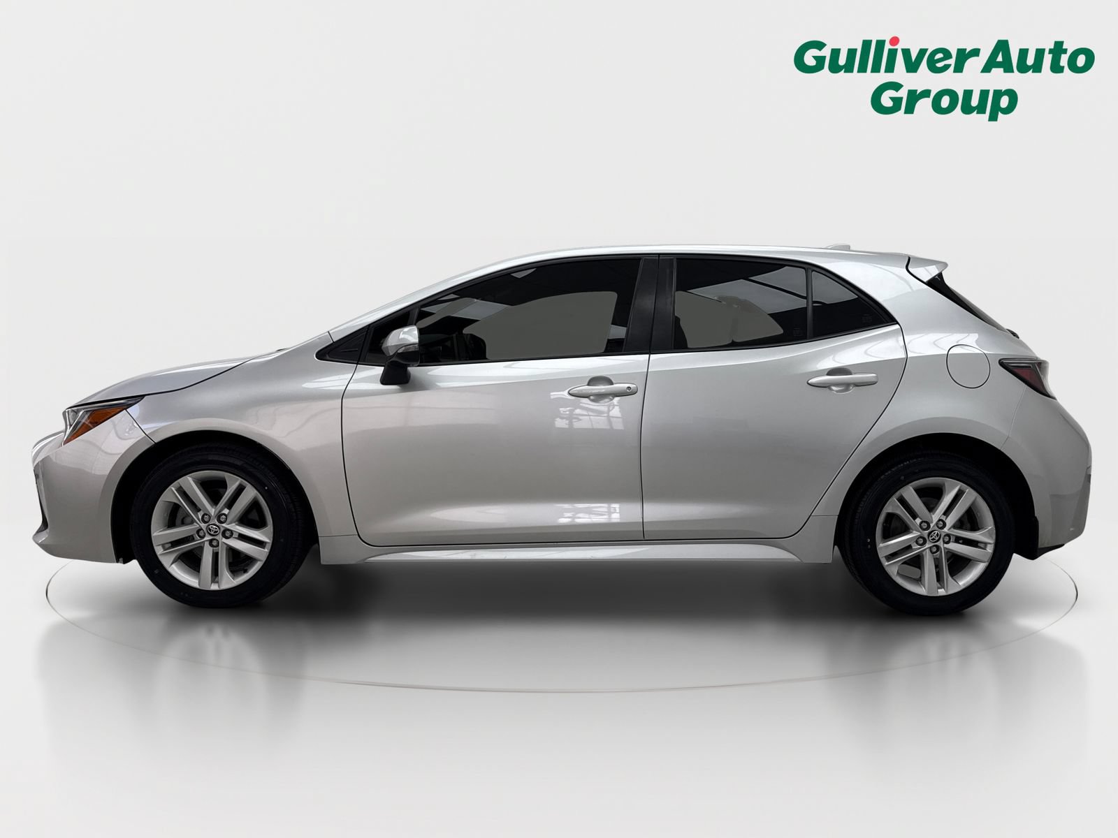 Used 2019 Toyota Corolla SE w/ SE Option Package FWD image 3