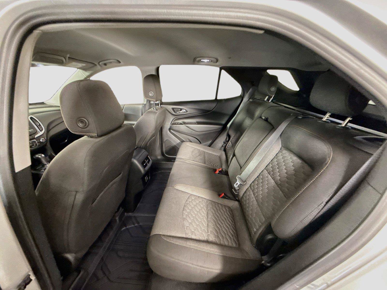 Used 2020 Chevrolet Equinox LT w/ LPO, Floor Liner Package AWD/4WD image 15