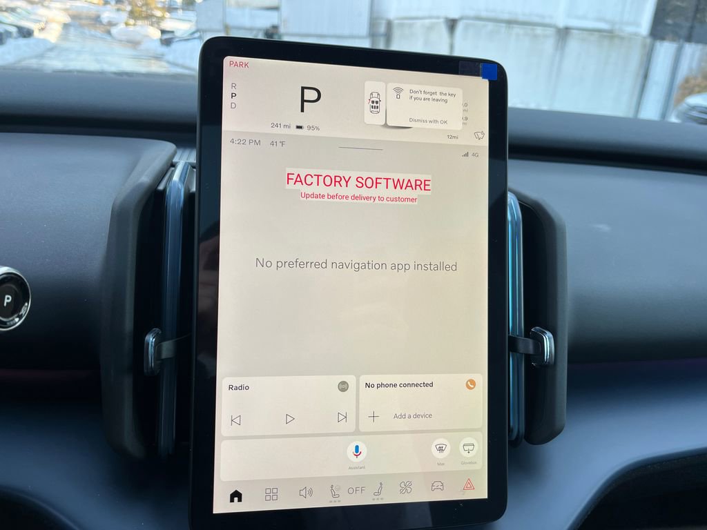 New 2026 Volvo EX30 Plus w/ Protection Package Premier image 15