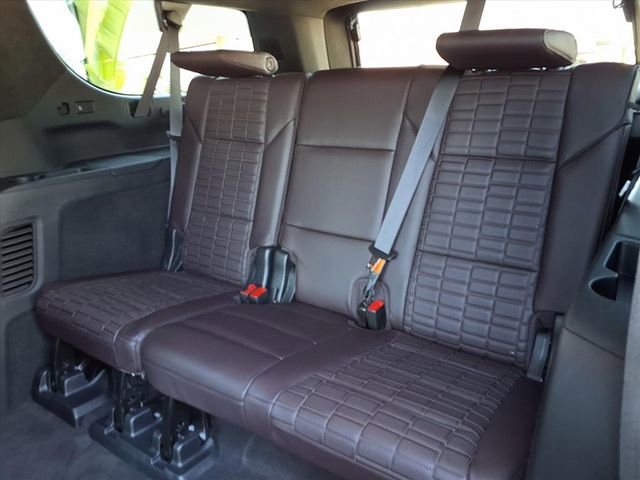 Used 2023 Cadillac Escalade ESV V image 16