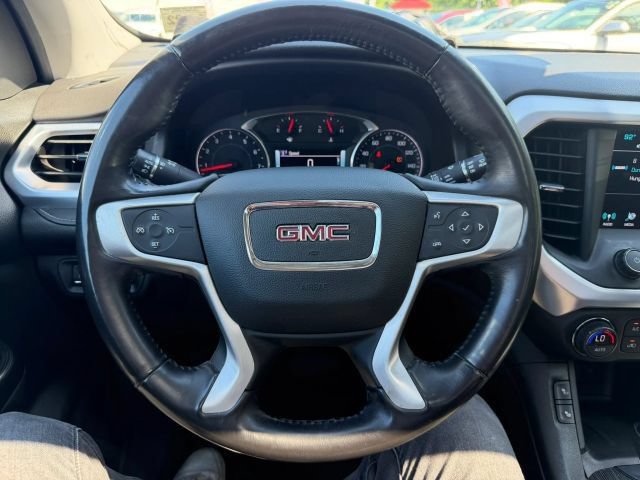 Used 2017 GMC Acadia SLT AWD/4WD image 17