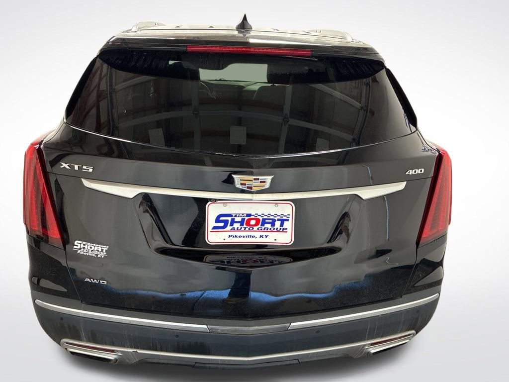 Used 2021 Cadillac XT5 Premium Luxury image 4