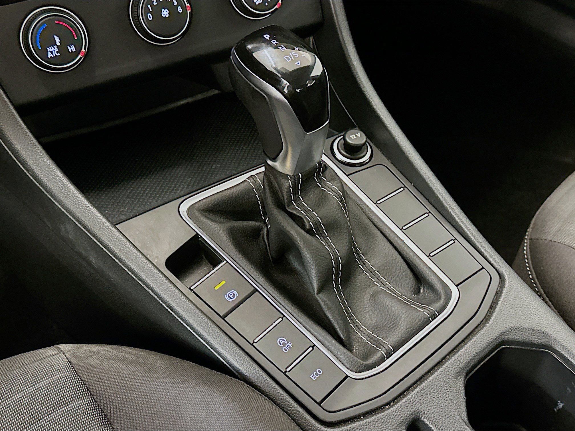 Used 2024 Volkswagen Jetta S image 24