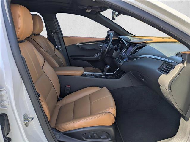 Used 2016 Chevrolet Impala LTZ w/ Enhanced Convenience Package FWD image 21