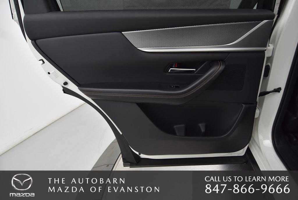 Used 2025 MAZDA CX-70 Plug-In Hybrid w/ Premium Pkg AWD/4WD image 30