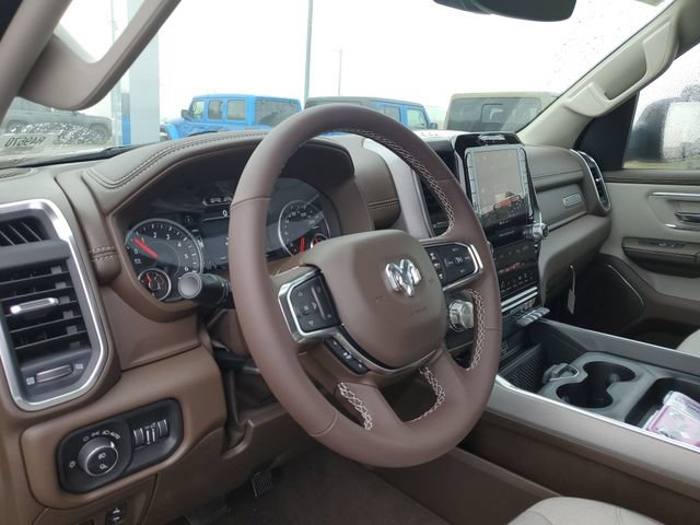 New 2026 RAM 1500 Laramie AWD/4WD image 13