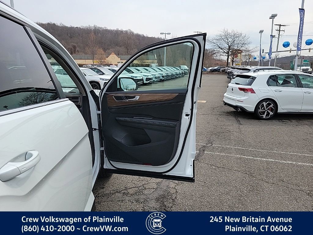 New 2026 Volkswagen Atlas SE image 41