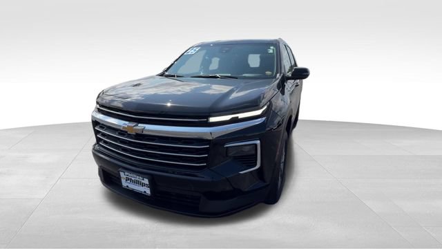 Certified 2025 Chevrolet Traverse LT AWD/4WD image 2