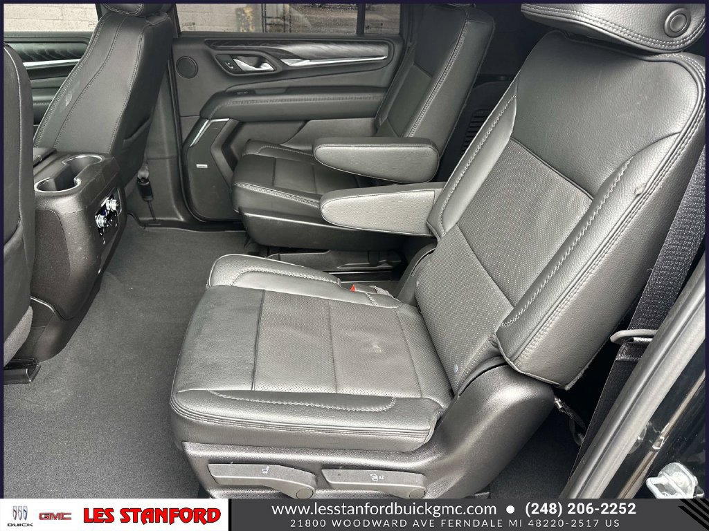 Used 2024 GMC Yukon XL Denali AWD/4WD image 13