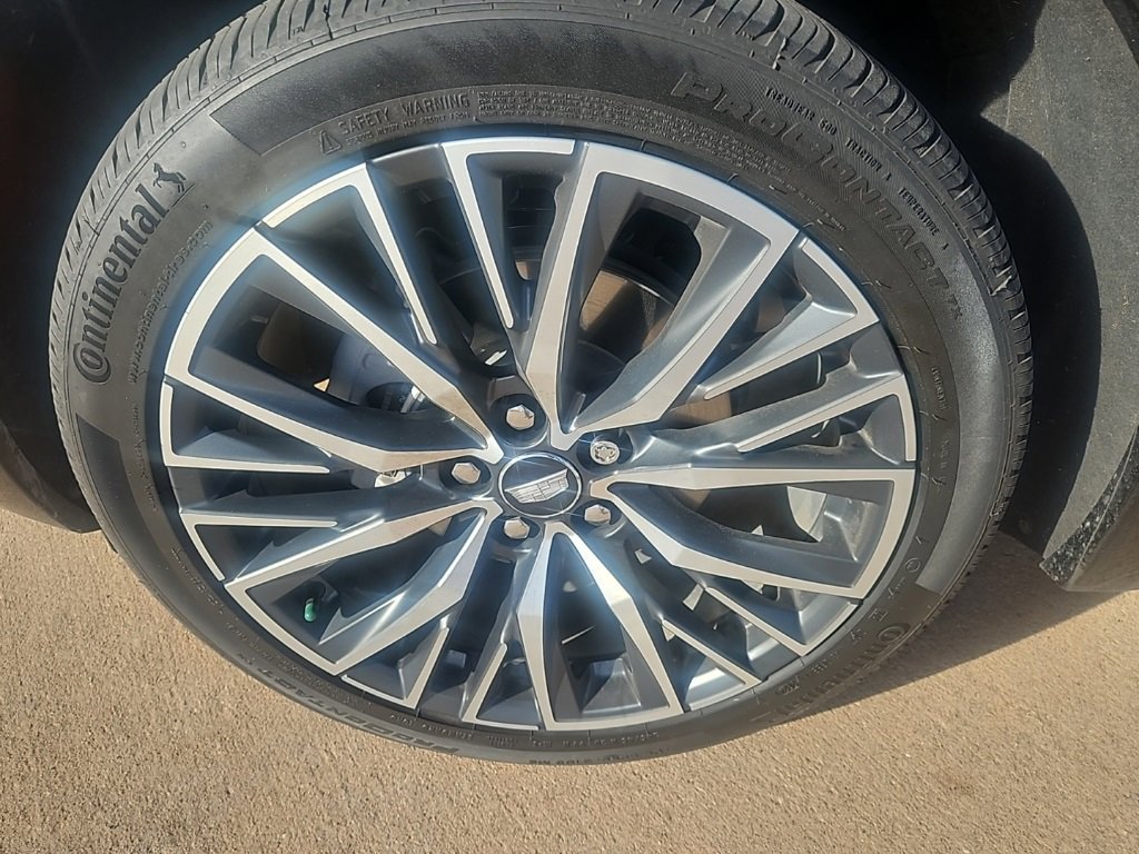 Used 2025 Cadillac XT4 Sport image 12