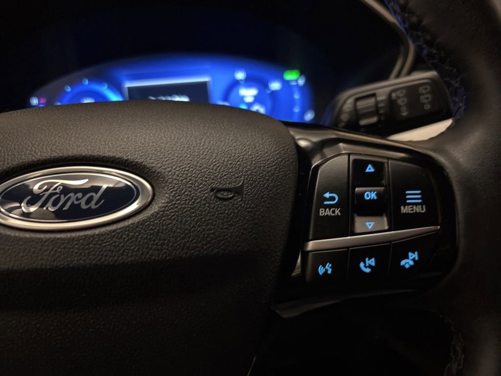 Used 2022 Ford Escape SEL w/ Technology Package image 18