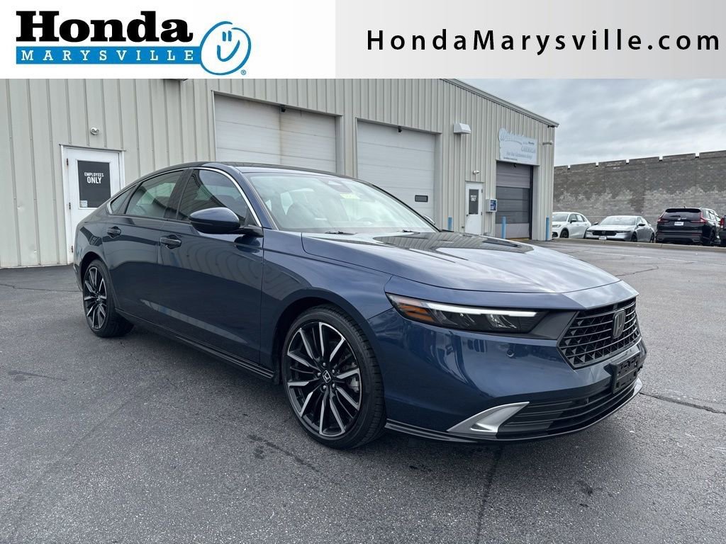 Used 2023 Honda Accord Touring video 1