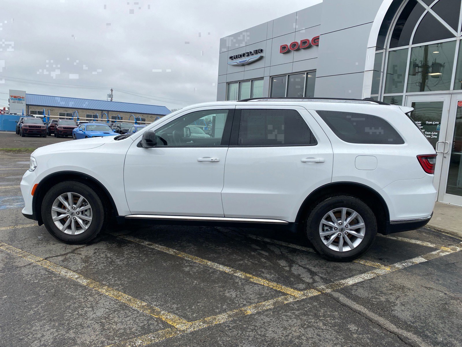 Used 2024 Dodge Durango SXT w/ Trailer Tow Group IV image 2