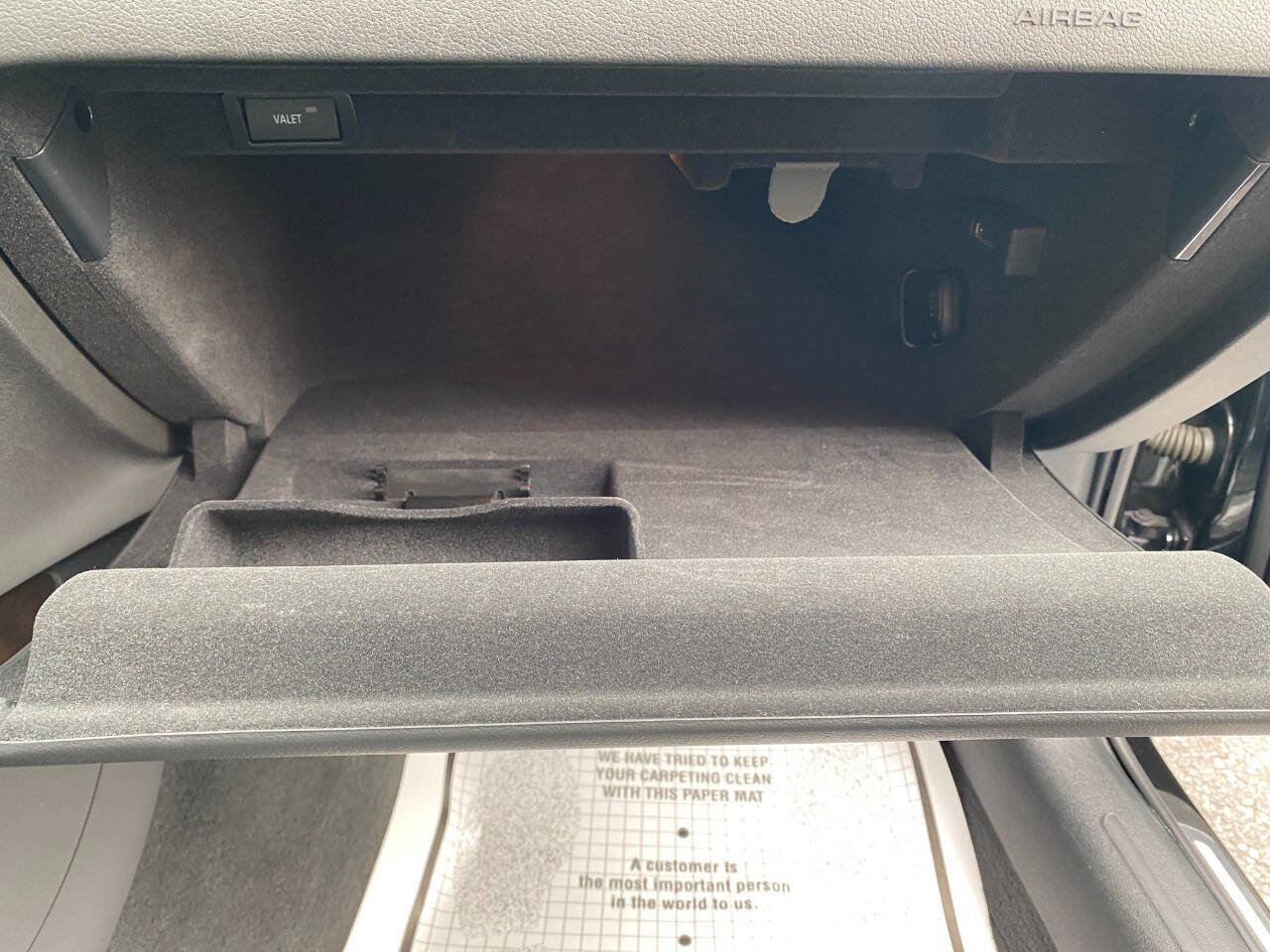 Used 2016 Audi A4 2.0T Premium Plus w/ Technology Package image 33