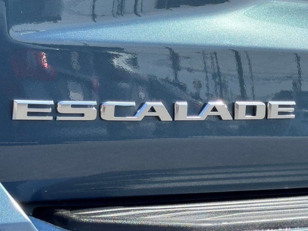 New 2026 Cadillac Escalade ESV Sport w/ Touring Package image 9