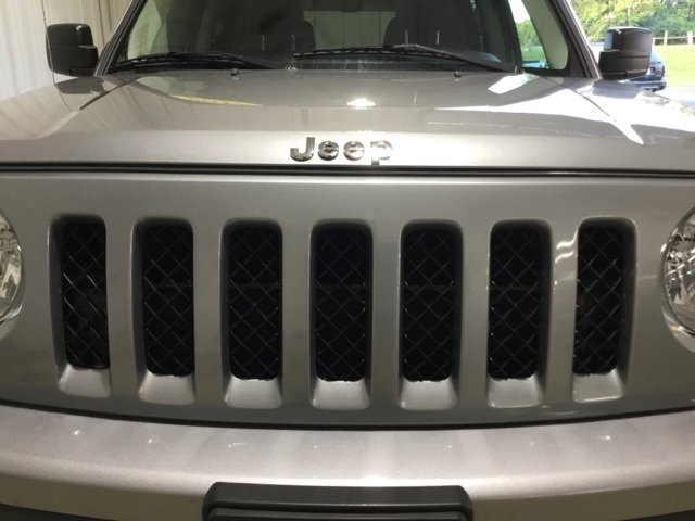 Used 2017 Jeep Patriot Sport image 23