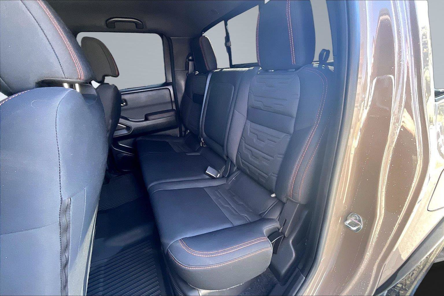 Used 2024 Nissan Frontier PRO-4X w/ Pro Convenience Package AWD/4WD image 26