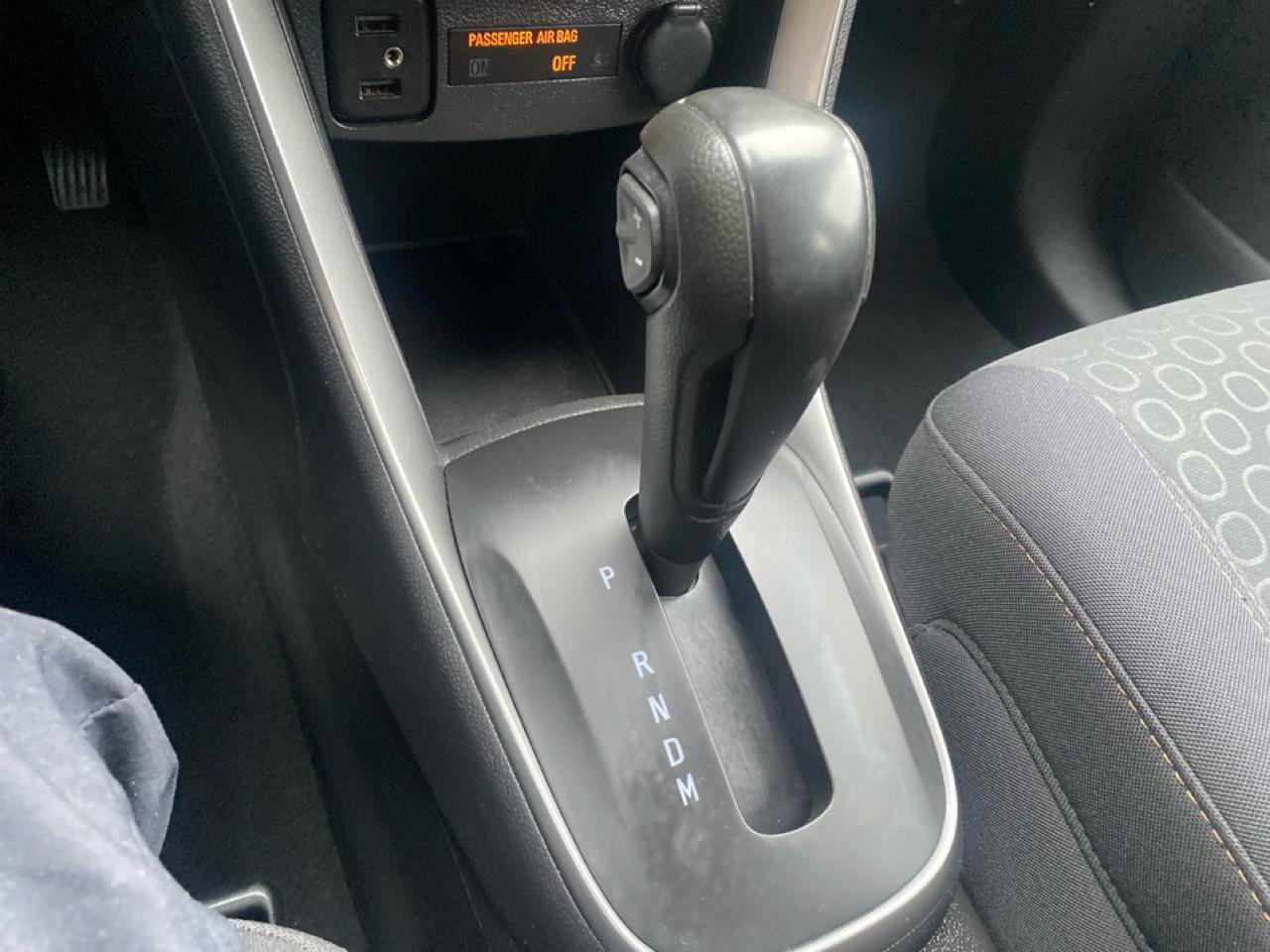 Used 2020 Chevrolet Trax LS AWD/4WD image 17