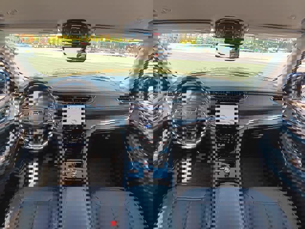 Used 2022 Jeep Grand Cherokee L Limited image 20