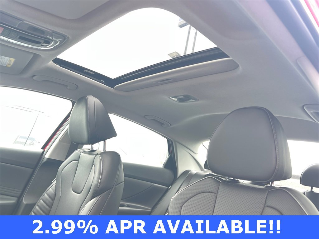 Certified 2025 Hyundai Elantra Limited image 32