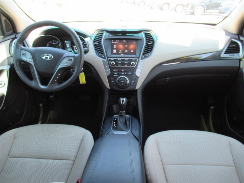 Used 2017 Hyundai Santa Fe Sport FWD image 12