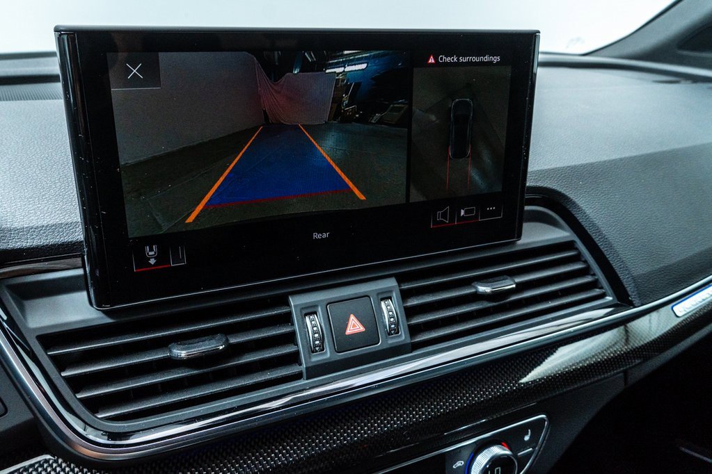 Used 2025 Audi SQ5 Premium Plus w/ Premium Plus Package image 17