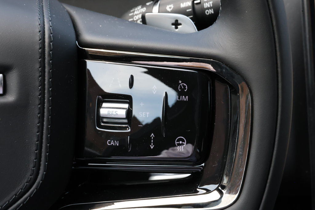New 2026 Land Rover Range Rover Velar Belgravia AWD/4WD image 18
