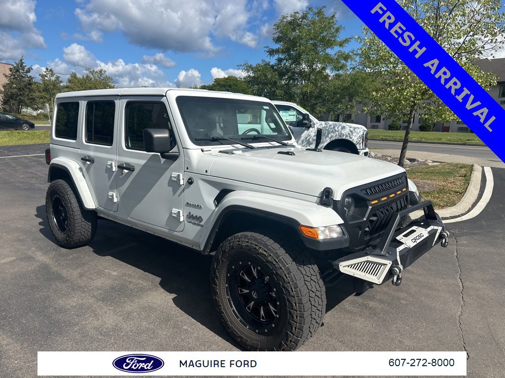 Used 2019 Jeep Wrangler Unlimited Sahara w/ Uconnect 4C Nav & Sound Group