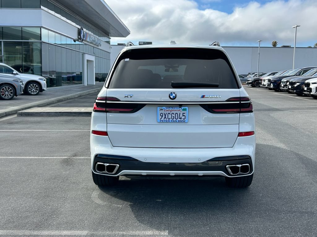Used 2026 BMW X7 M60i AWD/4WD image 4