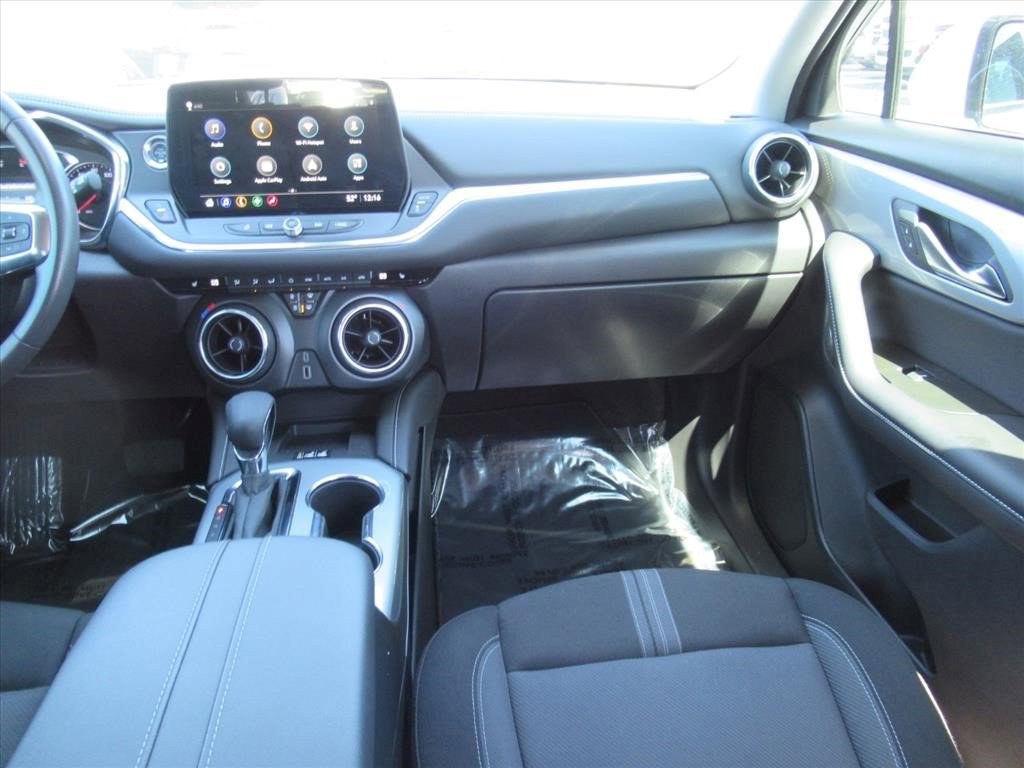 Certified 2024 Chevrolet Blazer LT w/ Convenience Package image 14