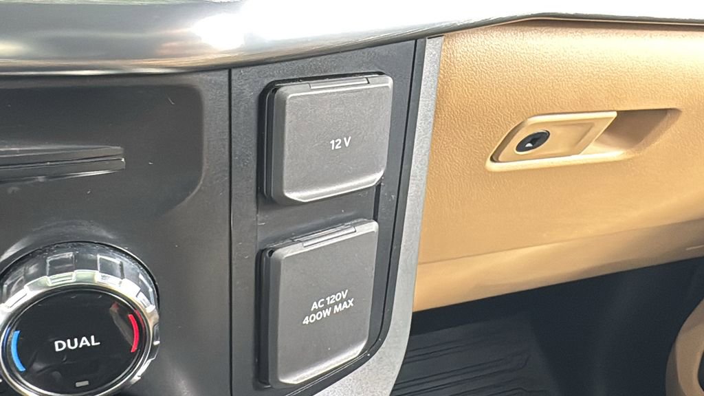 Used 2022 Ford F150 Lariat image 28