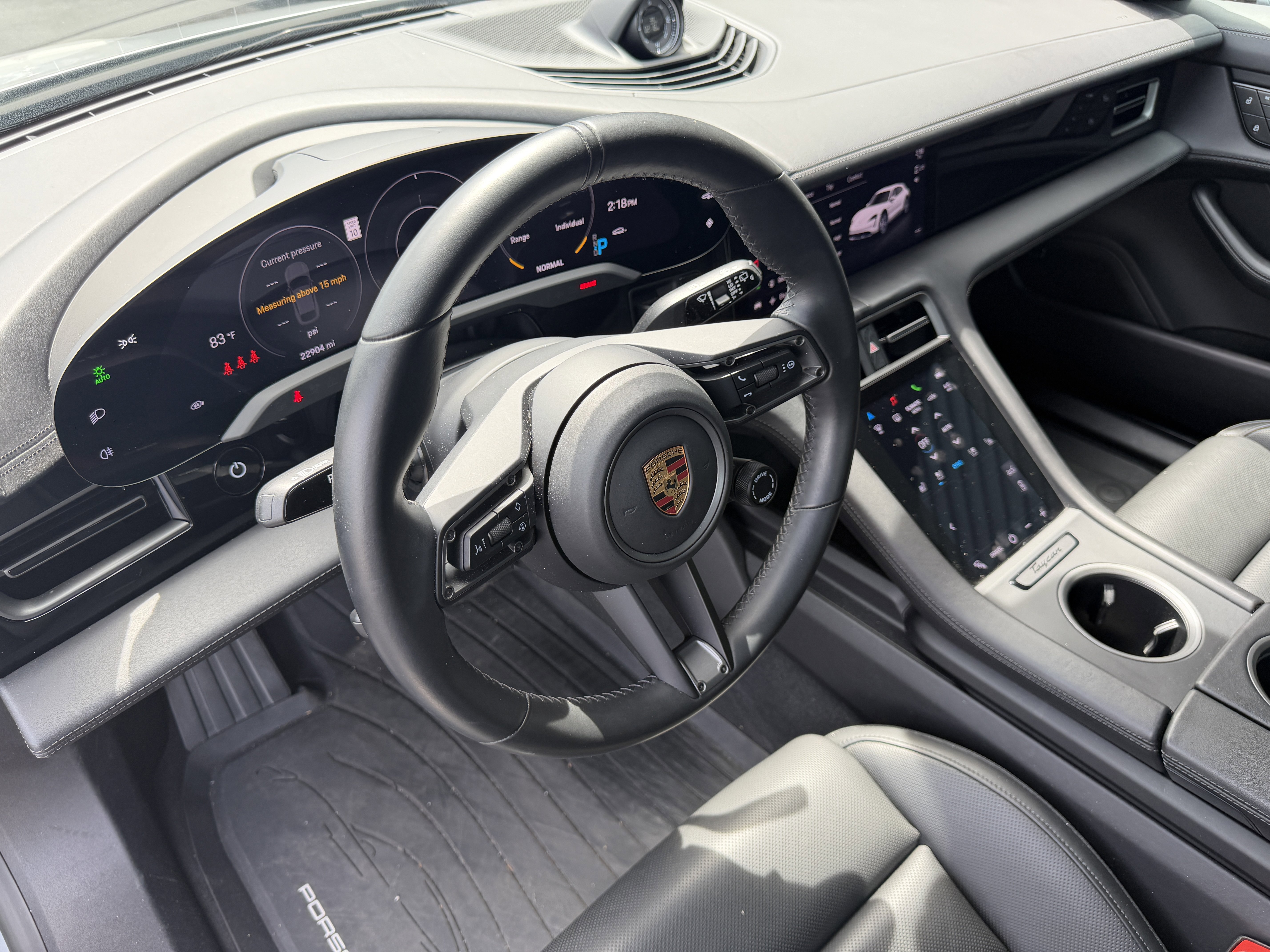 Used 2023 Porsche Taycan 4 Cross Turismo image 4