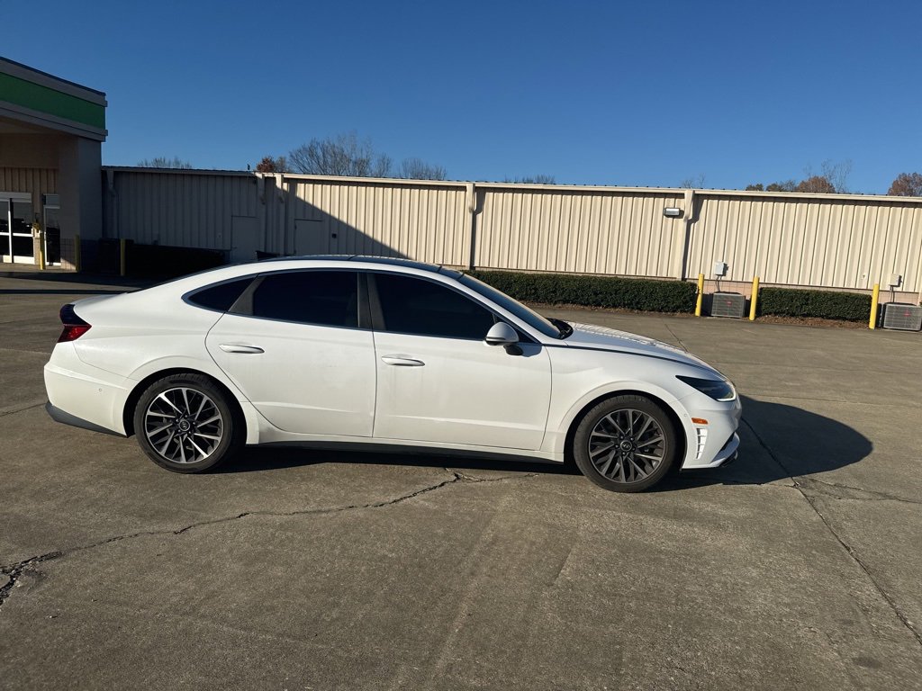 Used 2023 Hyundai Sonata Limited w/ Cargo Package image 15