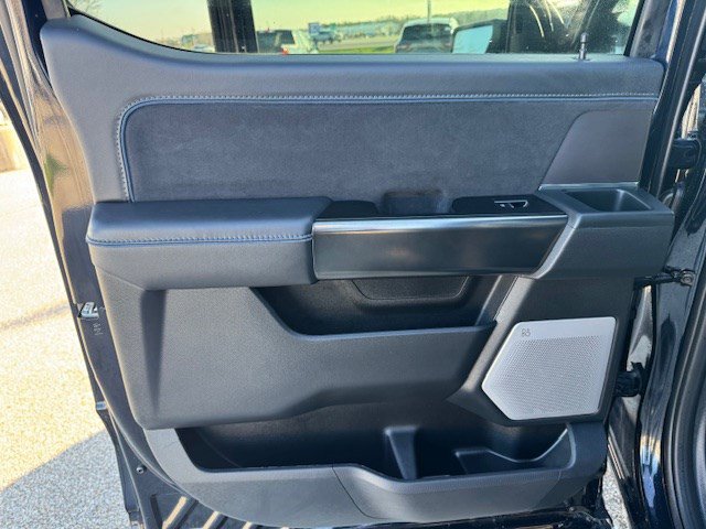 Used 2025 Ford F150 Platinum w/ Equipment Group 702A High image 31