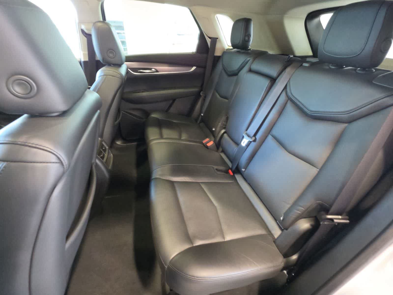 Used 2018 Cadillac XT5 Luxury AWD/4WD image 31